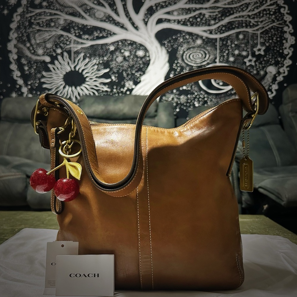 Vintage Y2K Coach Crossbody Bag  2004 year Tan soft Leather Crossbody Bag - Picture 4 of 17